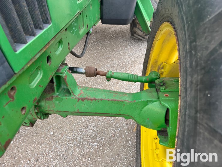 1993-john-deere-6400-image-11