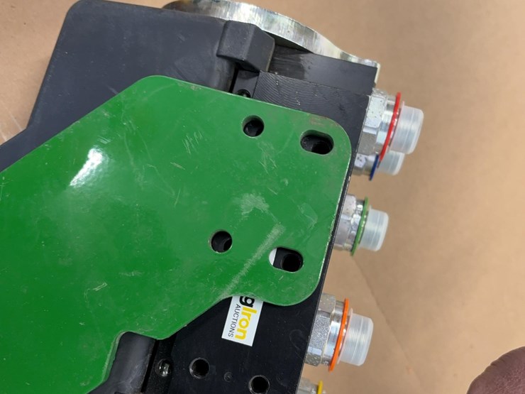 john-deere-6-image-15