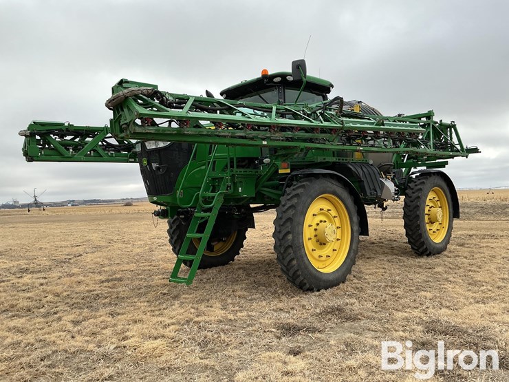 2018-john-deere-r4045-image-1