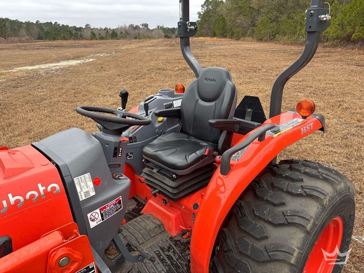 2025-kubota-l4060d-42hp-4wd-utility-loader-tractor-image-22