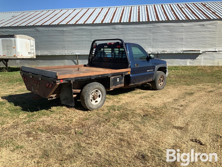 2006-gmc-sierra-2500-image-7