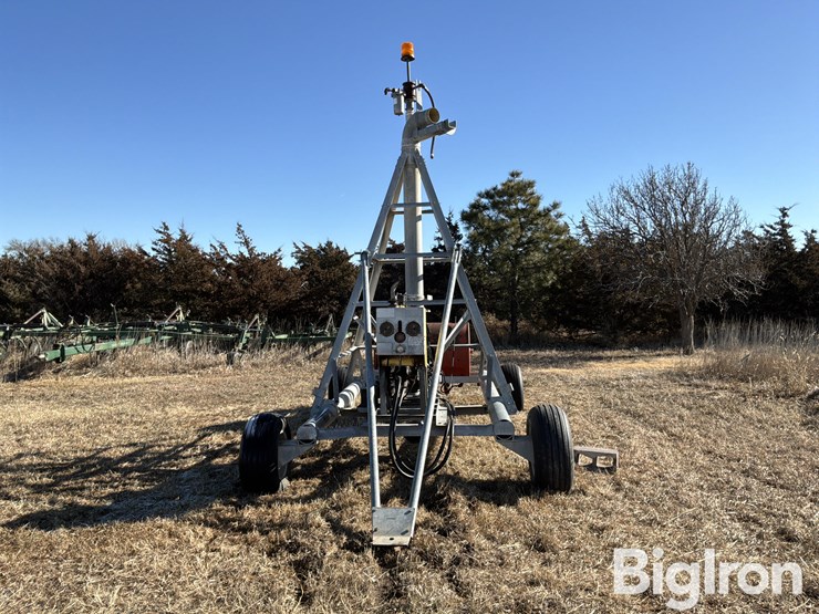 t-l-towable-irrigation-pivot-w/power-unit-image-2