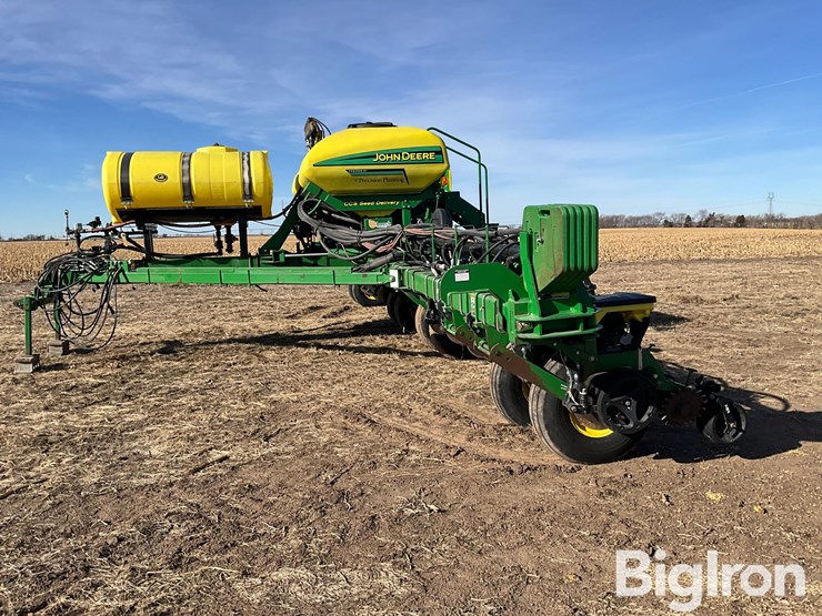 2006-john-deere-1770nt-ccs-image-1