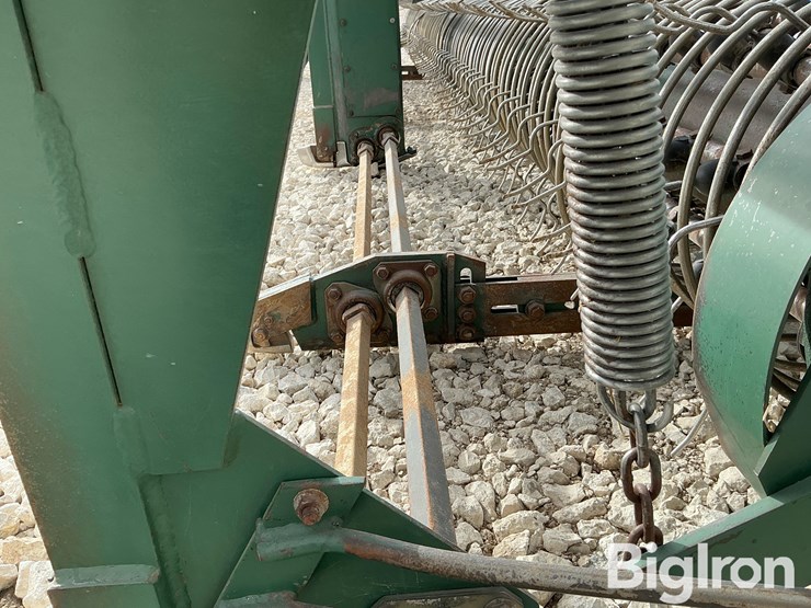 2011-pickett-8030-image-12