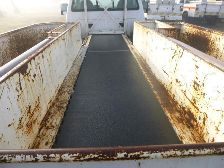 2008-ford-f550-image-10