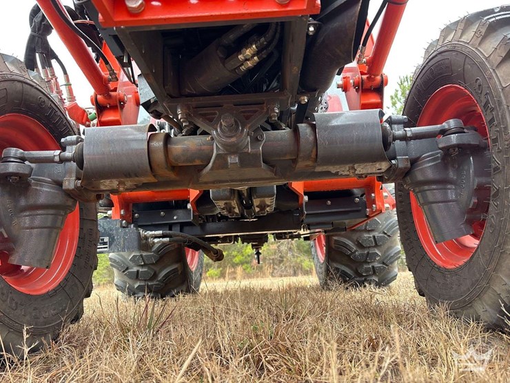 2025-kubota-l4060d-42hp-4wd-utility-loader-tractor-image-34