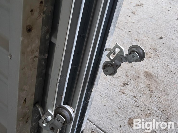 steel-sliding-barn-doors-image-9