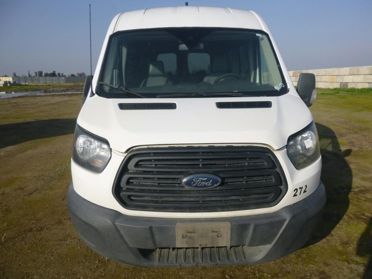 2019-ford-transit-image-6