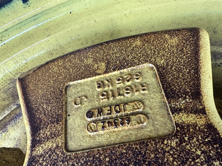 john-deere-8330-image-12