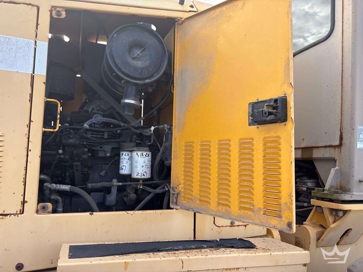 2001-volvo-g710-articulated-motor-grader-image-9