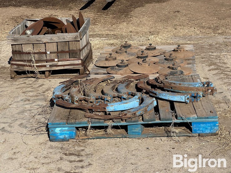 john-deere-24-image-4