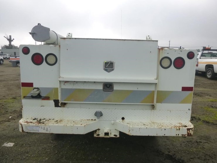 2009-chevrolet-3500hd-image-8