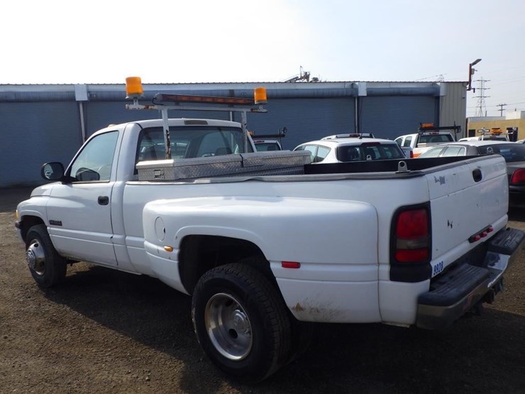 1999-dodge-ram-3500-image-4