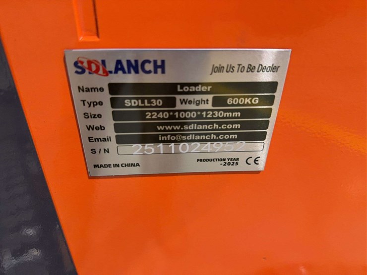 2025-sdlanch-sdll30-mini-skid-steer-image-11