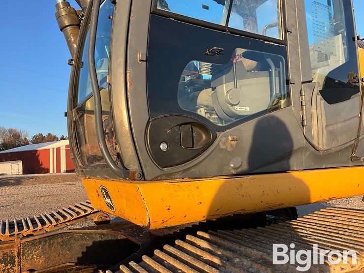 2006-deere-270d-lc-image-14