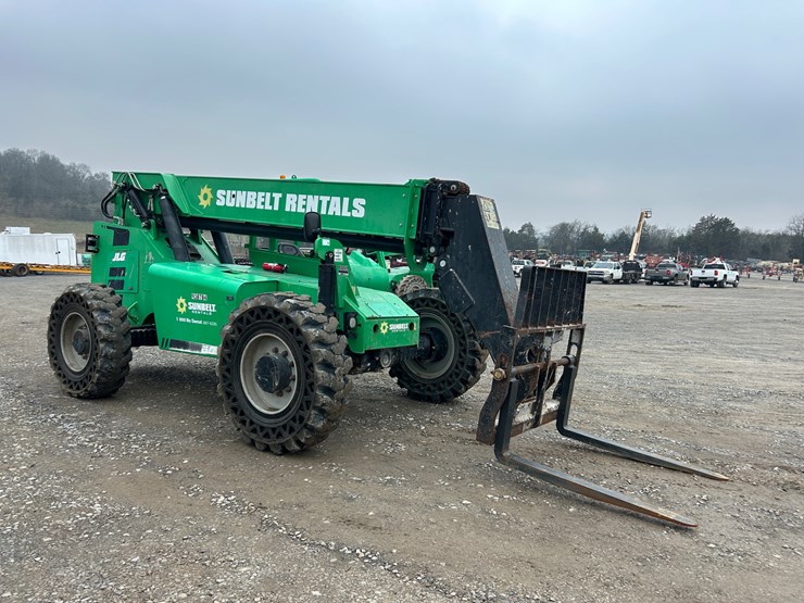 2016-sky-trak-6042-image-5