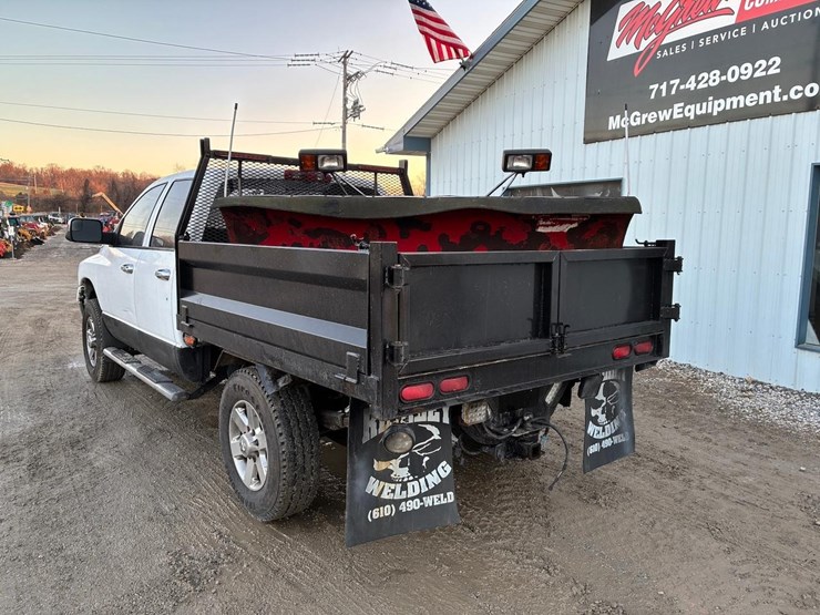 2005-dodge-2500-image-4