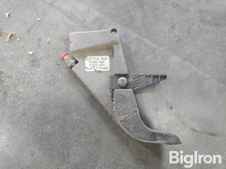 john-deere-db60-image-11