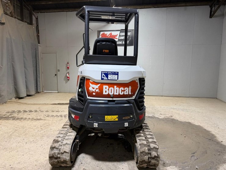 2021-bobcat-e26-image-4