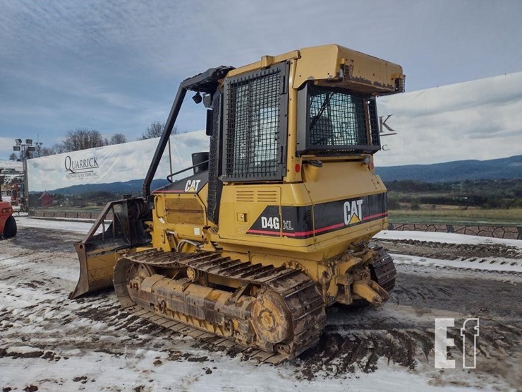 2005-caterpillar-d4g-xl-image-49