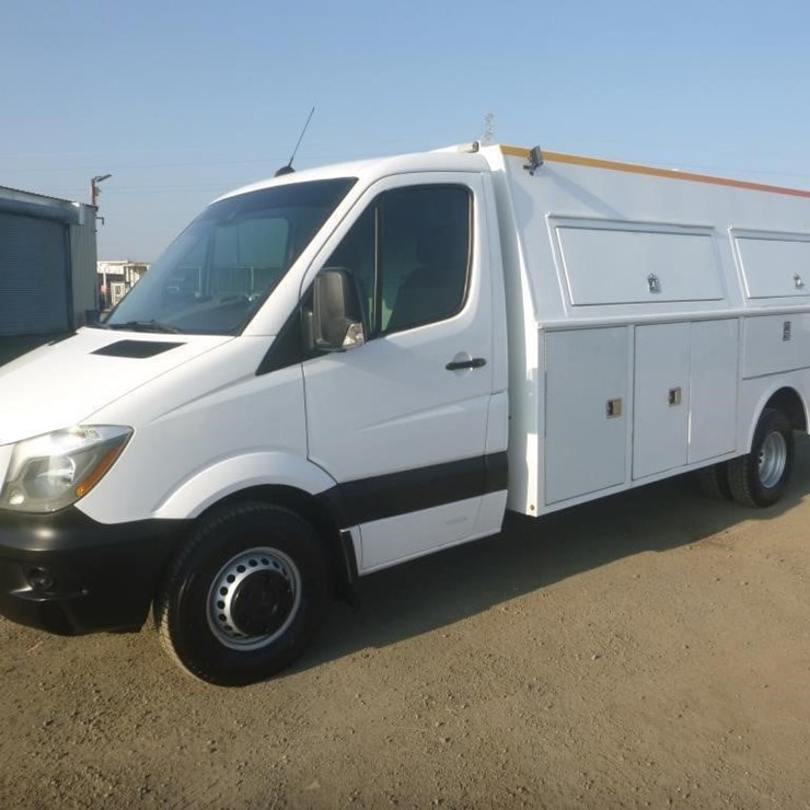 2017 UTILITY Van