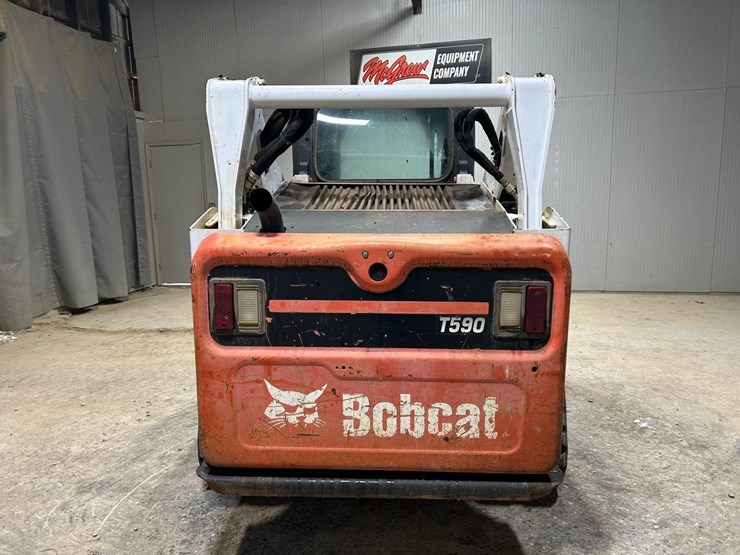 2016-bobcat-t590-image-3