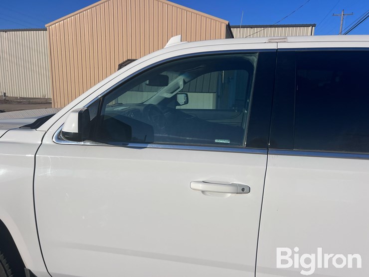 2016-chevrolet-tahoe-image-14