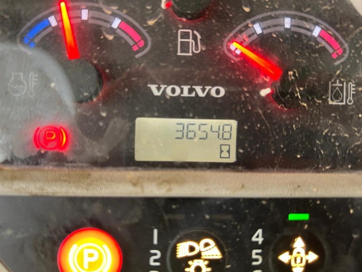 volvo-mct135c-image-20