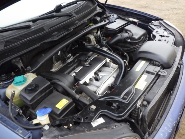 2004-volvo-xc90-image-11