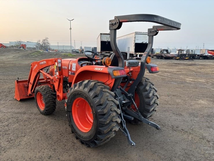 2018-kubota-l2501d-image-4