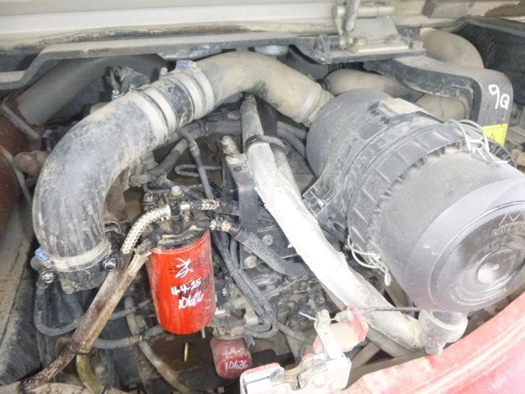 2012-takeuchi-tb180fr-image-32