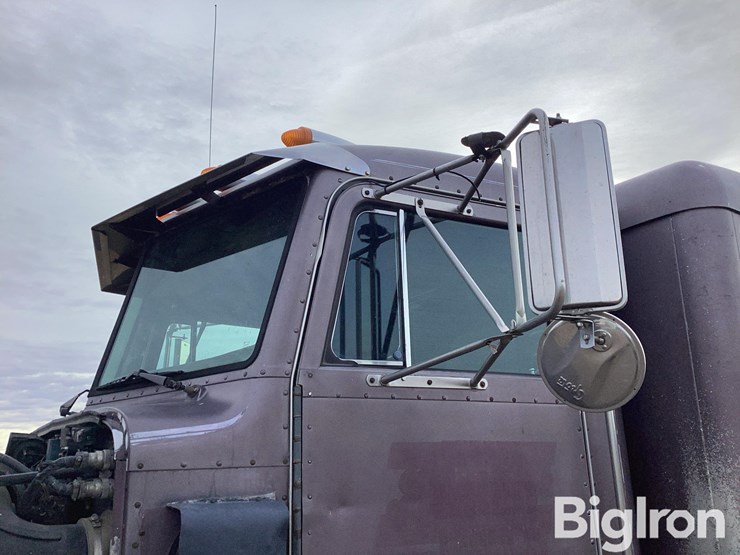 1992-peterbilt-378-image-9