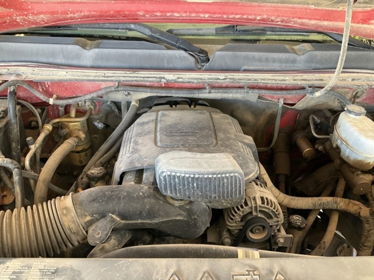 2012-chevrolet-silverado-2500-image-11