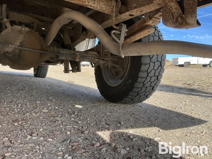 2005-chevrolet-silverado-1500-image-14