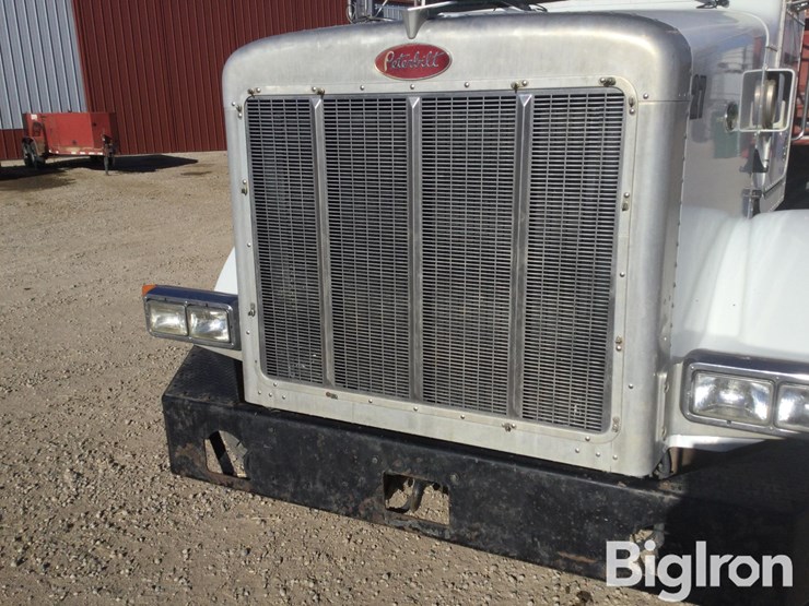 2001-peterbilt-378-image-14