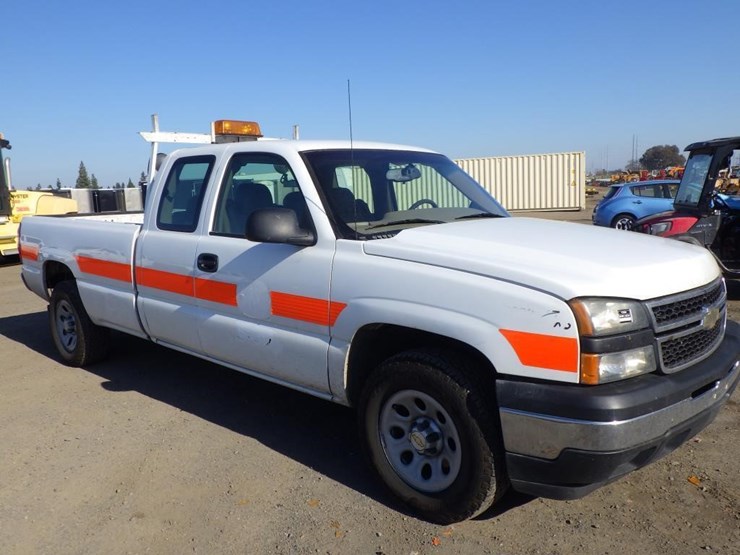 2007-chevrolet-1500-image-2