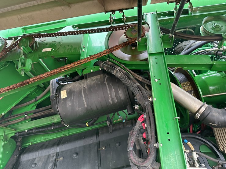 john-deere-s680-image-34