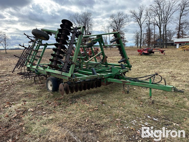 john-deere-724-image-3