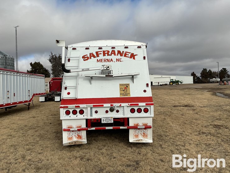 1983-cornhusker-grain-image-6