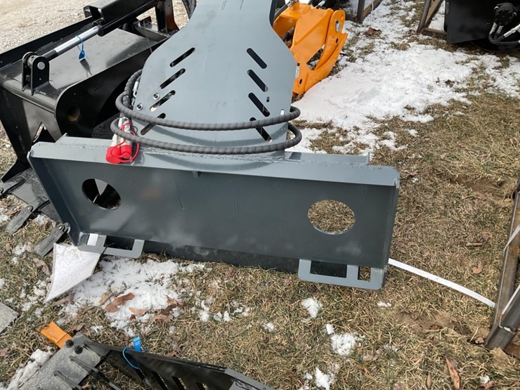 giy-gy-rg63-skid-steer-rotating-gripper,-63"-arm,-2200-lbs-capacity-image-4