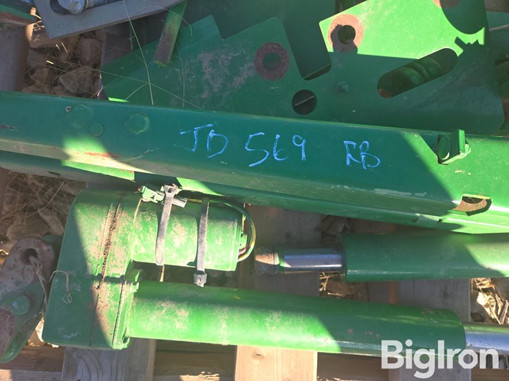 john-deere-569-image-13