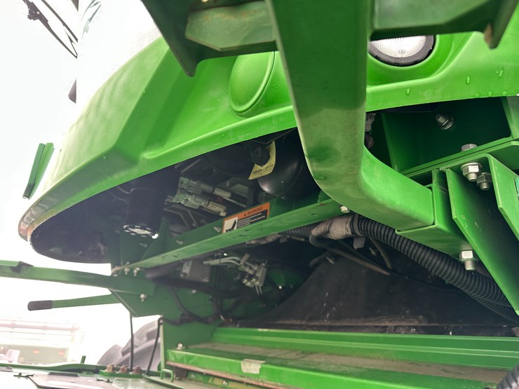 john-deere-s680-image-41