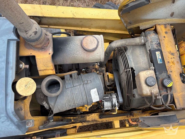 2004-deere-310sg-image-23