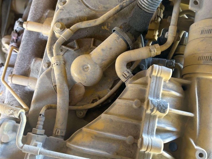 2012-caterpillar-924k-image-11