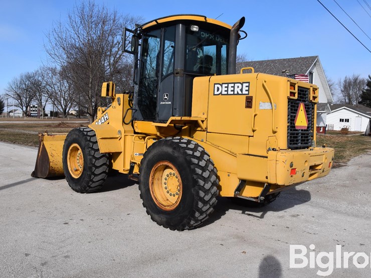2003-john-deere-444h-image-7