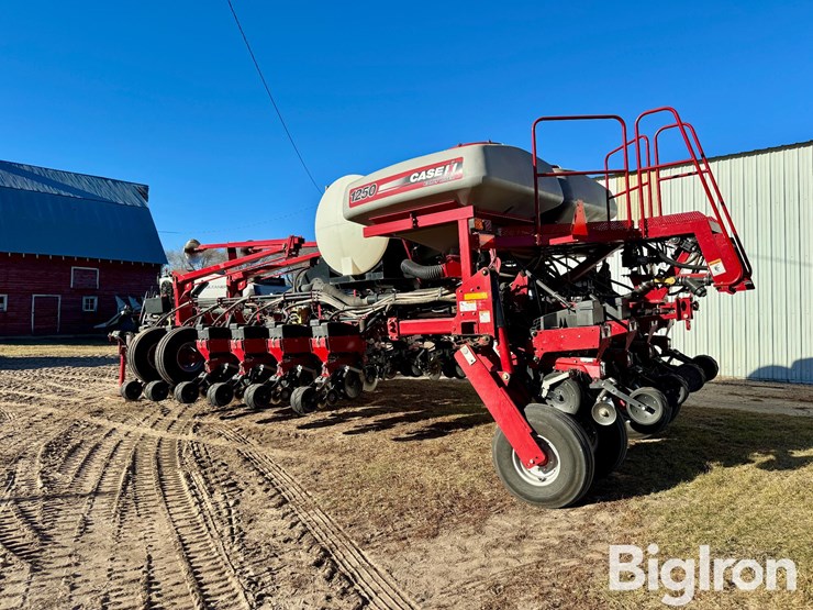 2012-case-ih-1250-image-7