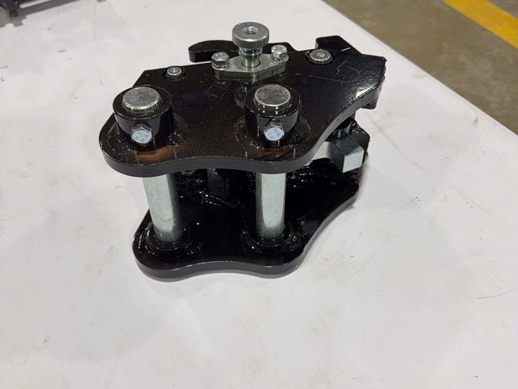 sdlanch-mini-excavator-quick-attach-image-5