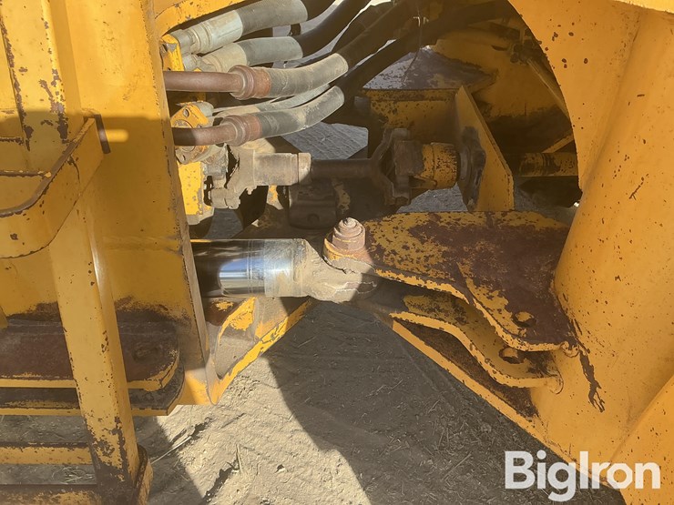 1980-john-deere-544-image-12