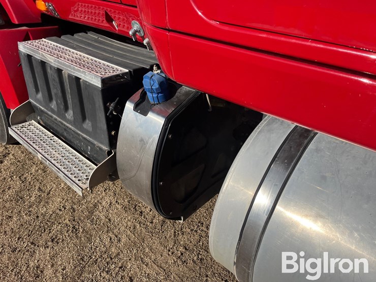 2015-international-prostar-image-12