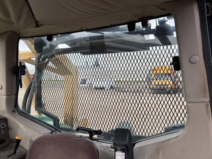 2003-john-deere-7220-image-33